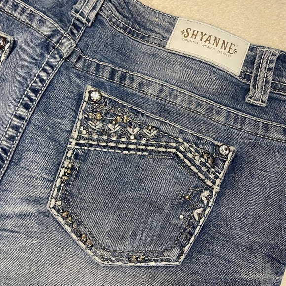 Shyanne blue denim shorts Size 33 - Picture 7 of 9